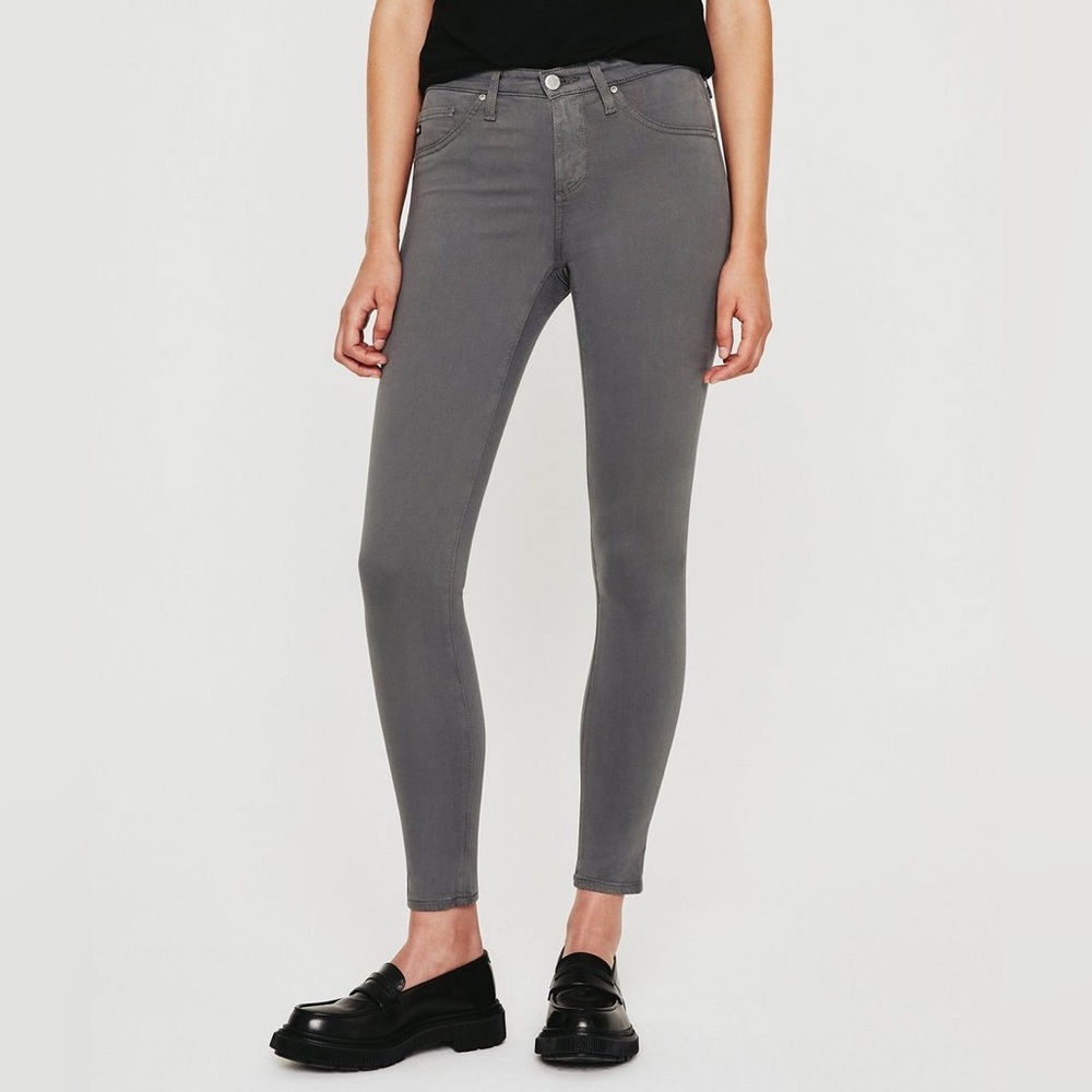 AG Adriano Goldschmied Gray “The Legging” Skinny Jeans - SIZE 27